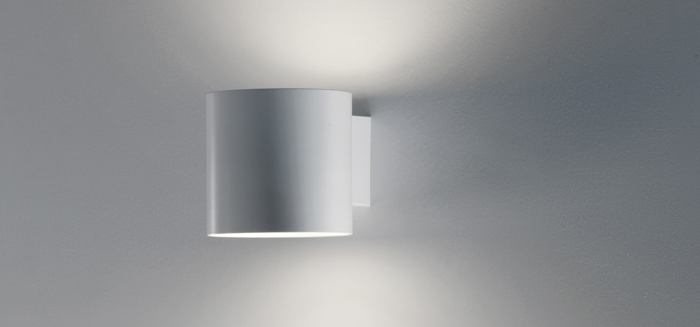 마르티넬리 루체] 튜브 알루미늄 벽등 (1221/BI) - 마켓컬리