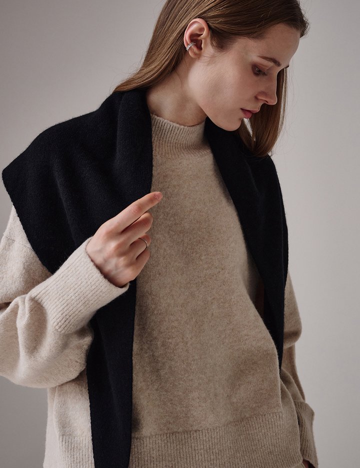 [생럭슈] 캐시미어100% 삼각 쁘띠 머플러 블랙