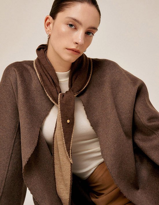 [생럭슈] 울 100% 삼각 쁘띠 머플러 브라운베이지