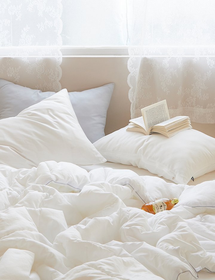 [아르페지오베이직] 밀크닝 저데니아 다운필 간절기 이불솜(SS)(Q) 2종 (택1)