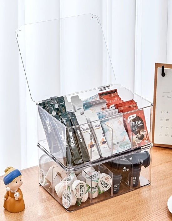 [홈모먼트] 뚜껑있는 칸막이 투명 수납함