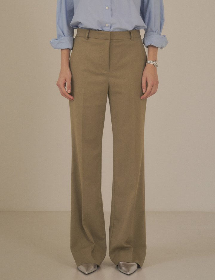 [시야쥬] 페미닌 로우라이즈 부츠컷 슬랙스_샌드베이지(SIPT7090)