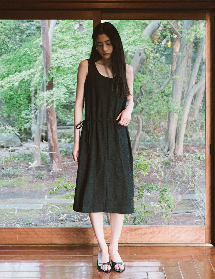 [시야쥬] 링클 슬리브리스 원피스_블랙(SIA8029)