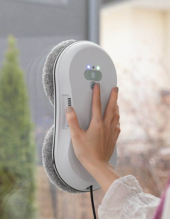 [아이클레보] 5.8cm 초슬림 창문로봇청소기 W550 (아이클레보 창문로봇청소기 W550)