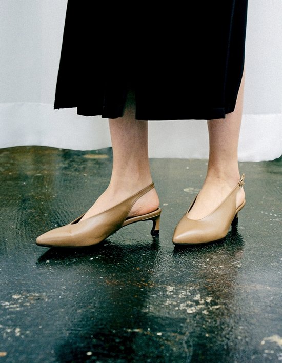 [더클로이스터] 딥 토 슬링백 펌프스 (5 Colors)