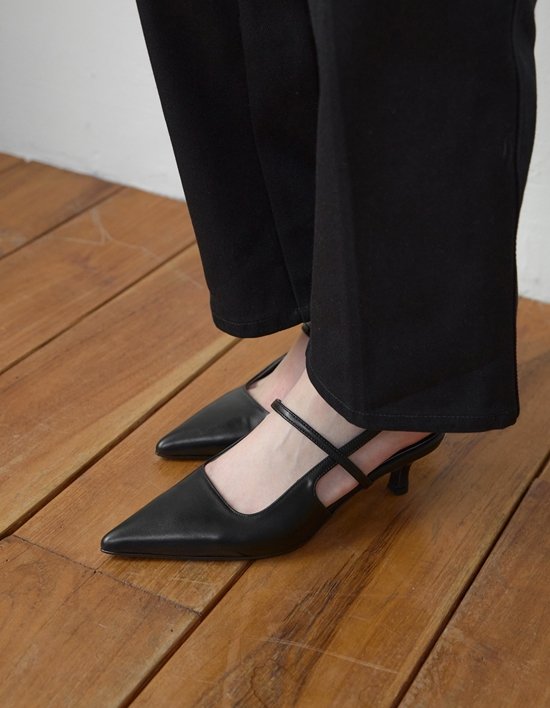[더클로이스터] 포인티드 토 스트랩 슬링백 (4 Colors)