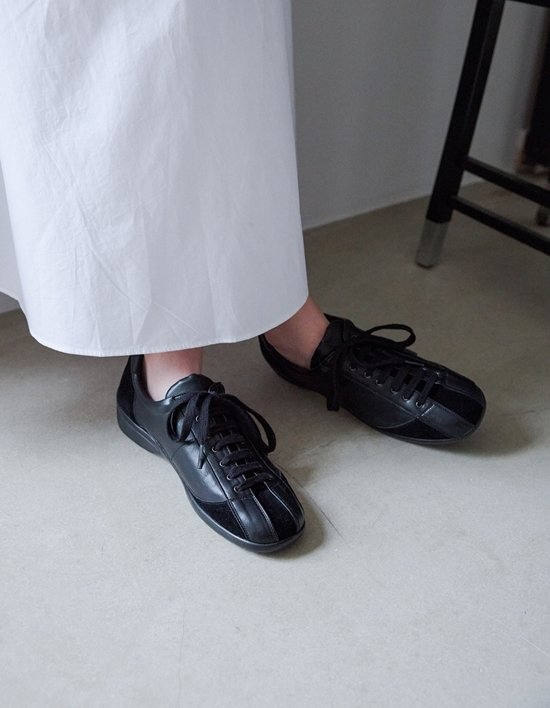 [더클로이스터] 빈티지 레이싱 로우 탑 스니커즈 (2 Colors)