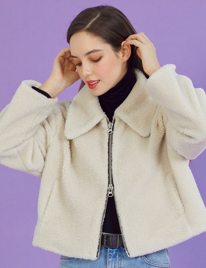 [콜릿]  WOMEN 크롭 오버핏 덤블 투웨이 집업 퍼 무스탕_커스터드 [양털  ver.]