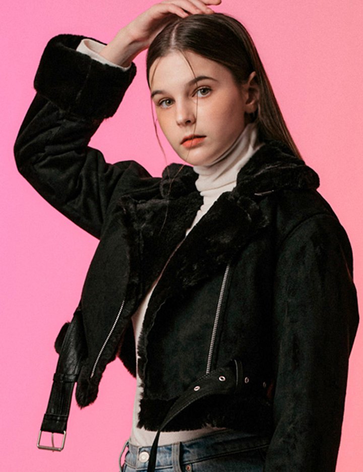 [콜릿] 크롭 밍크 스웨이드 무스탕 플리스 자켓_All_Black(벨트탈부착)