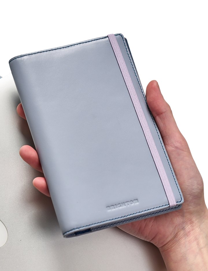 [브라이튼] 토리 가죽 트래블월렛 여권케이스 RFID차단 안티스키밍 가족 카드 홀더 반지갑 (라이트블루)