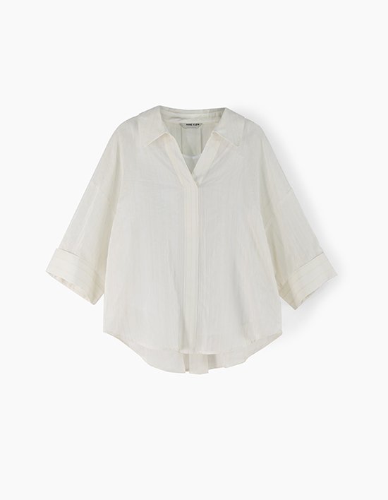 [앤클라인]스트라이프 V넥 카라 블라우스 O5HF013