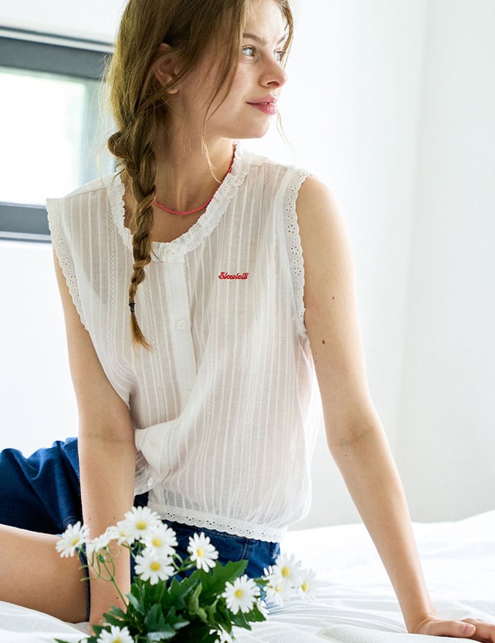 [슬로우롤리] 레이스 슬리브리스 블라우스 - 아이보리