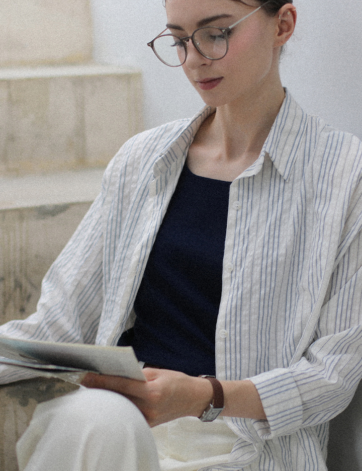 [슬로우롤리] 클래식 라이트 스트라이프 셔츠 2 colors (택 1)