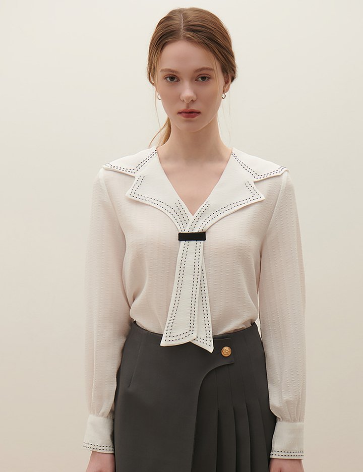 [샤틴] 배색 스티치 카라 리본 블라우스 O253T263