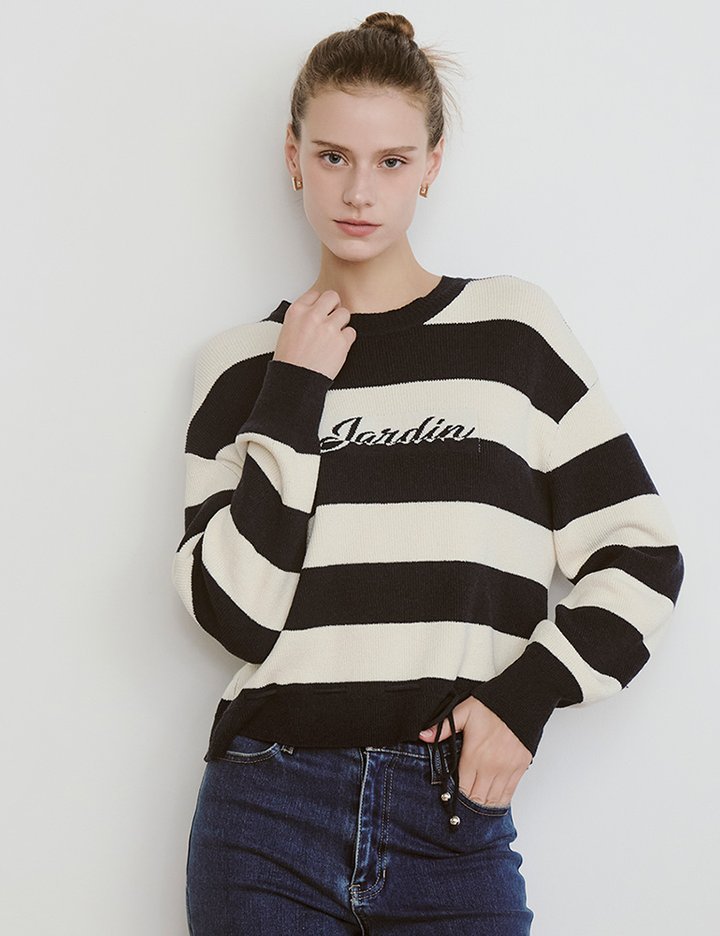[샤틴] 허리 스트링 레터링 스트라이프 니트 O254T901