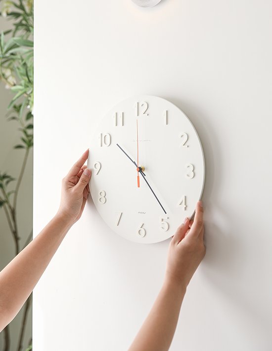 [무아스] 3D 입체 폰트 무소음 벽시계 거실 벽걸이시계 인테리어