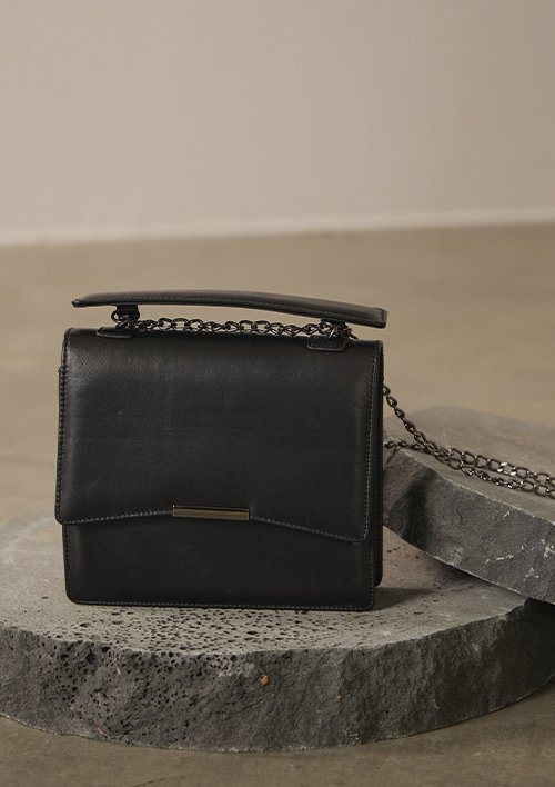 [로보] 이태리 램스킨 퀼팅 클러치백