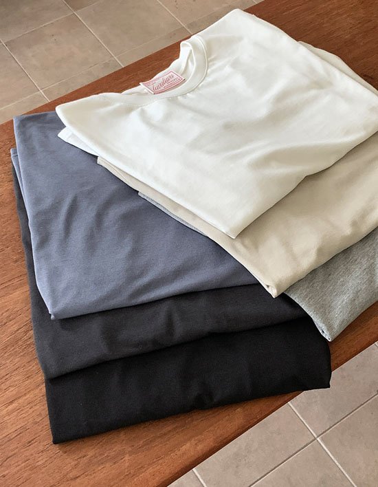 [liwuliwu] 에센셜 립 라운드 티