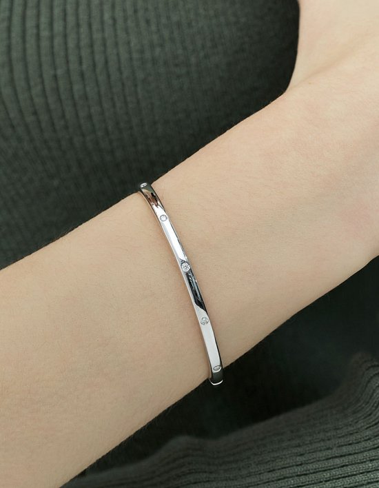 [이에르로르] 에센스 실버(W) 모이사나이트 액센트 슬림 뱅글