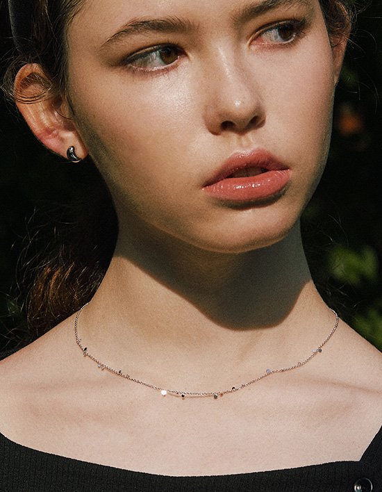 [바이이에르] 실버(W) 스팽글 목걸이 (화이트)