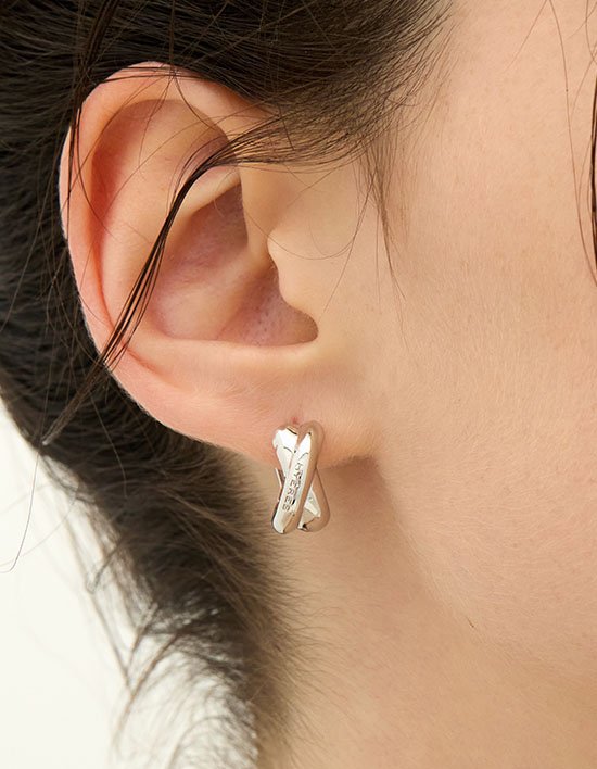 [이에르로르] 수브니 실버(W) 트위스트 청키 원터치 귀걸이 (단품)