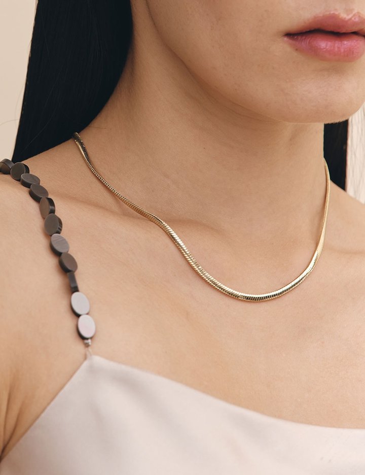 [이에르로르] 에센스 (Y) 쉐브론 체인 목걸이 (단품)