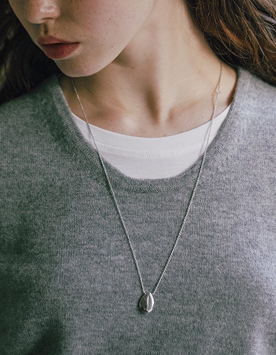 [바이이에르] 피그 목걸이 (WHITE)