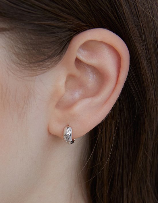 [바이이에르] (925 실버) 스타 스톤 포인트 귀걸이 (단품)