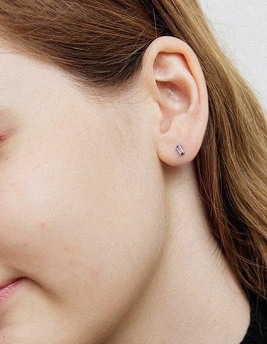 [다나버튼] 빅토리아 럭스 미니 귀걸이