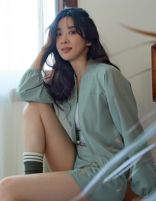 [프론투라인] 씨엘 크롭 집업