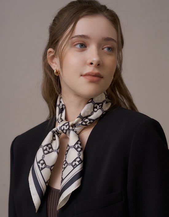 [엘르] 미니E볼드 실크 미니 정사각 스카프 3컬러 (택1)