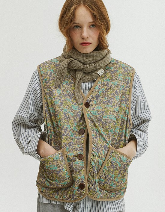 [비트윈에이앤비] 플로럴 퀼팅 리버서블 베스트 2종 (택1)