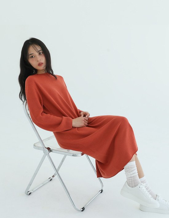 [세컨스킨] 홀가먼트 3D 니트 울 리브 롱 드레스 2종 (택1)