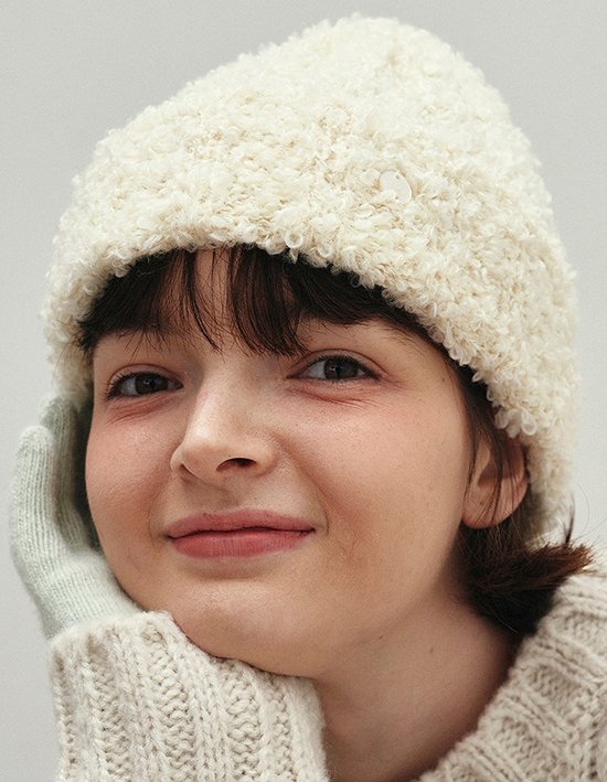 [로에일] 플러피 부클 울 비니 - 아이보리