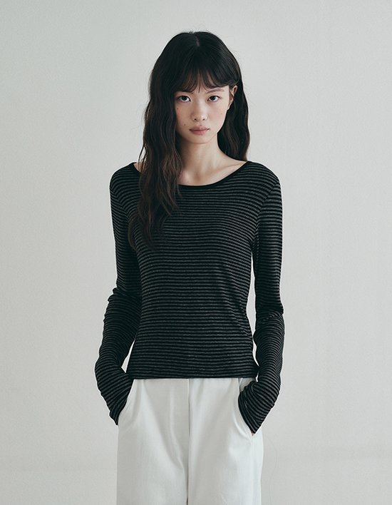 [로에일] 소프트 라운드 스트라이프 티셔츠 - 블랙