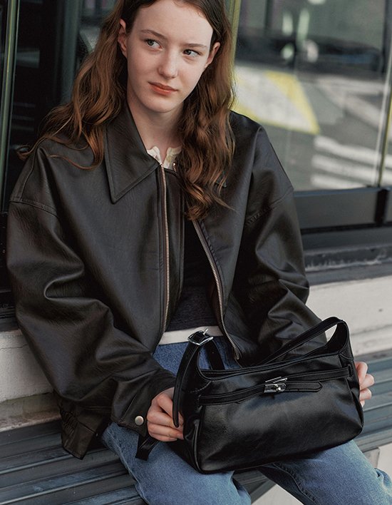 [로에일] 버클 벨트 숄더백 - 블랙