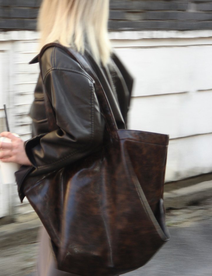 [투오]  CARRIE VINTAGE BROWN  케리 빈티지 브라운 (VINTAGE BROWN)