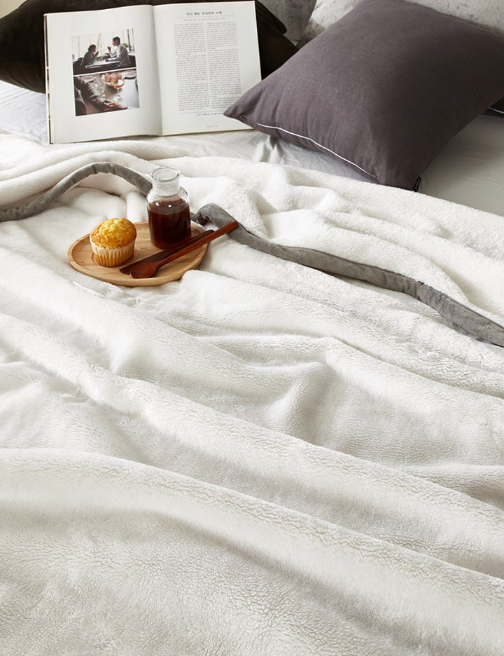 [샤이닝홈] 밍크감촉 포근한 20mm 극세사 담요 8종 (택1)