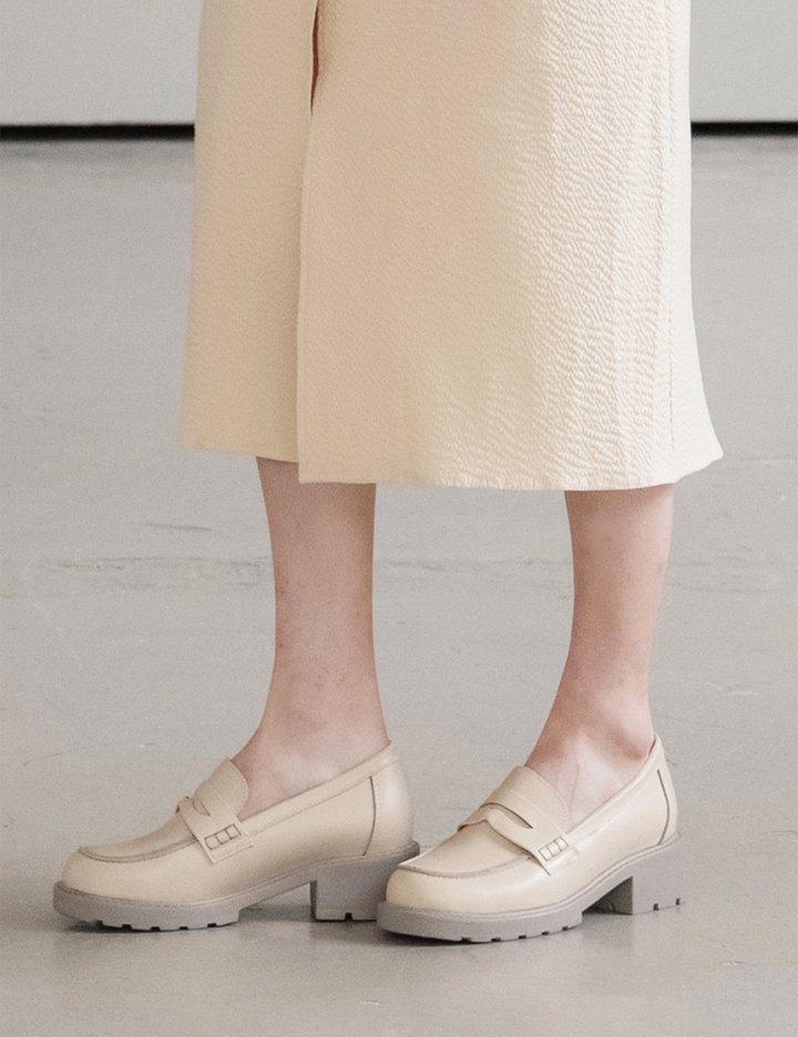 [지쎄] 천연가죽 케네디 로퍼 GIS-44298 2종 (택1)