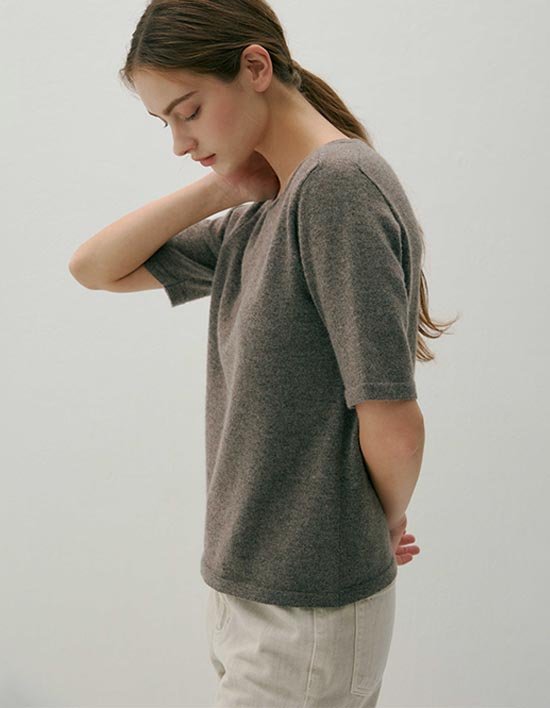 [monttotto] 클로이 하프 슬리브 니트