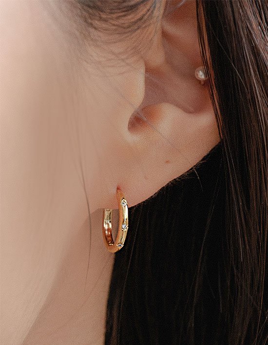 [겟미블링] 트리플 큐빅 원터치 귀걸이 2종(택1)