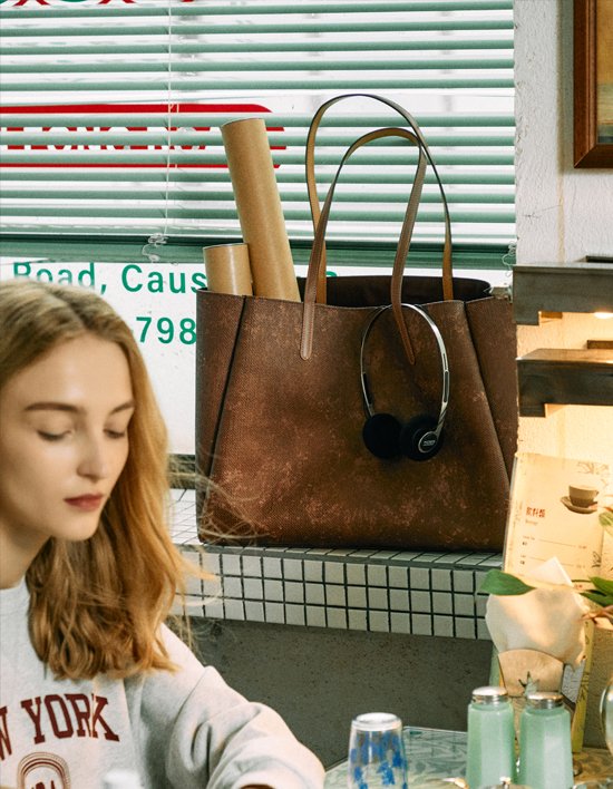 [로로안코] 블루밍 쇼퍼 브라운