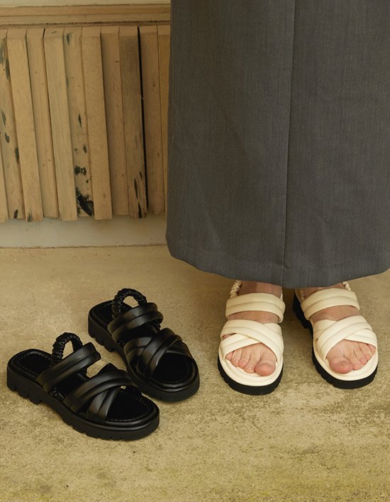 [세스띠] 클라우드 쿠션 스트랩 샌들 (2color)