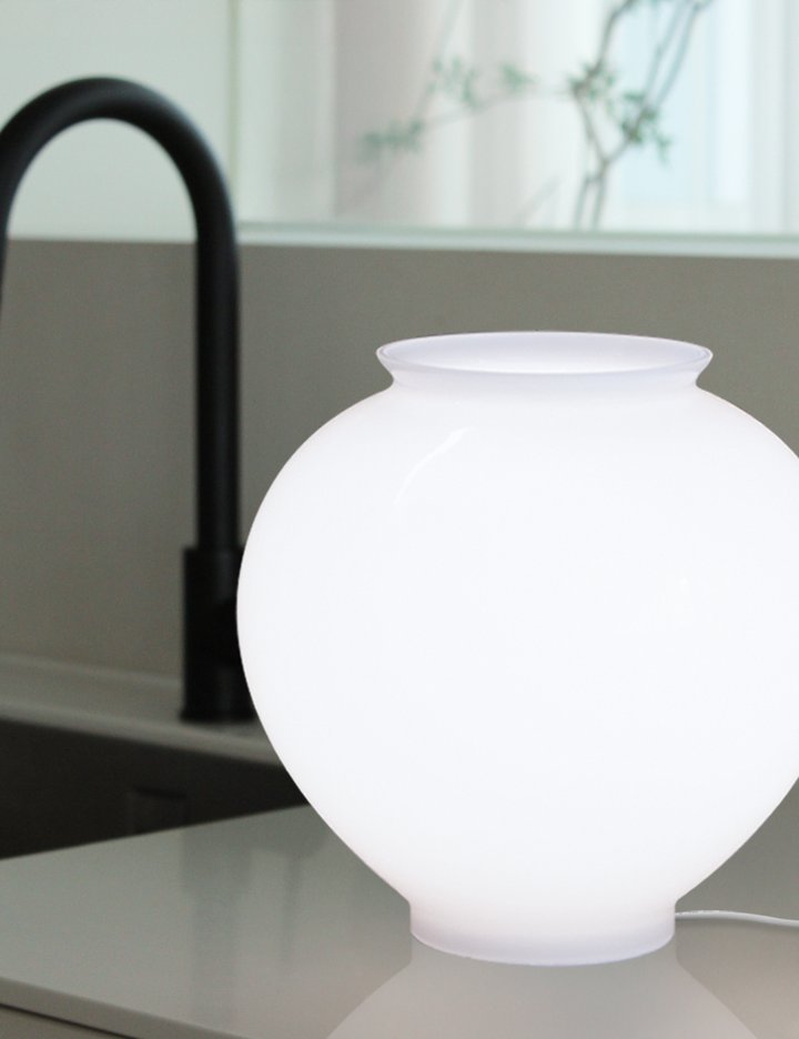 [스피아노] 델루나 LED 달항아리 테이블 단스탠드 어댑터 조명 (단일)