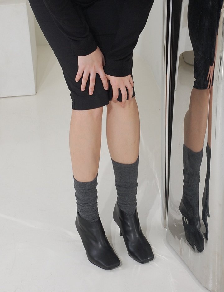 [투콤] Sobb booties_black