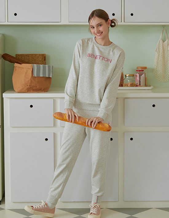 [베네통] LIFE WEAR 여성 셋업