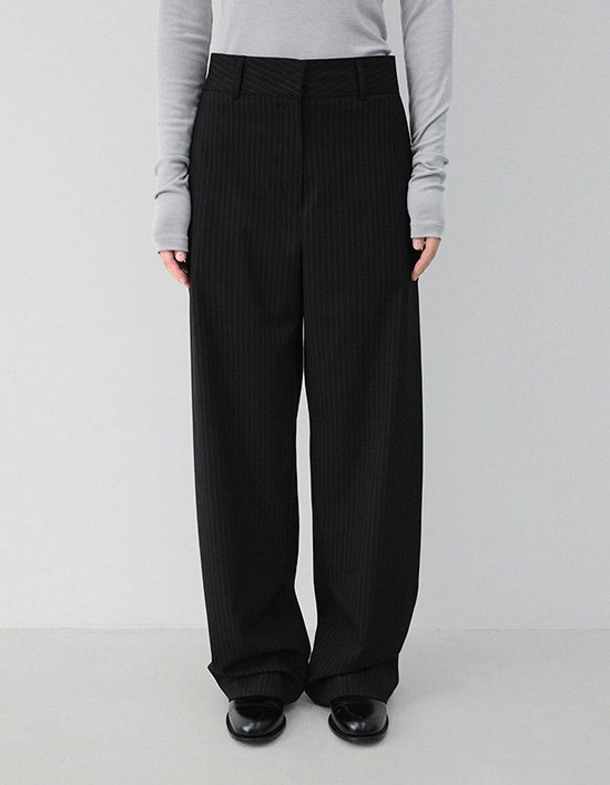 [ONE] 사선 ST 슬랙스_블랙