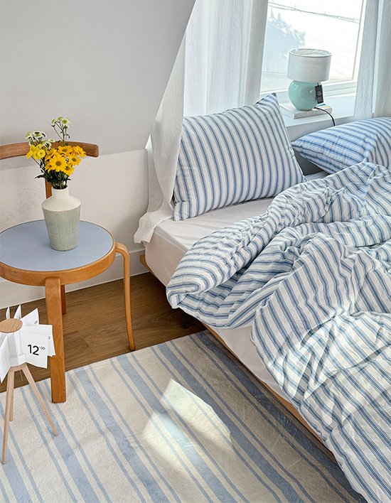 [메이커스무브먼트] 오션 블루 스트라이프 워셔블 먼지없는 단모 극세사 러그 2종 (택1)