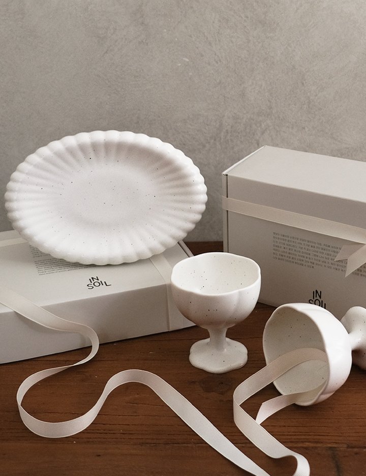 [인소일] 블루밍 와인잔2인+양면접시1개 선물세트