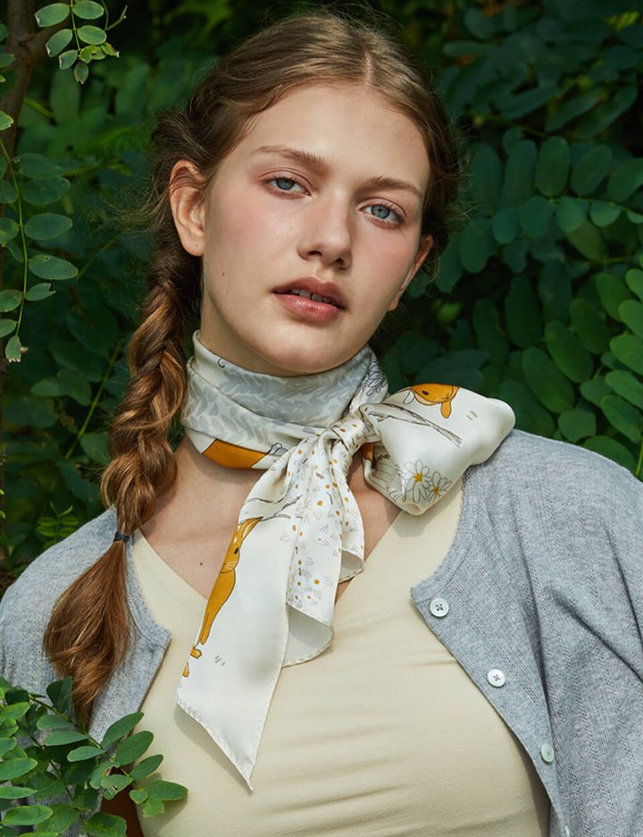 [아나메종] 러블리 레빗 실크 롱쁘띠스카프 (러블리 레빗)